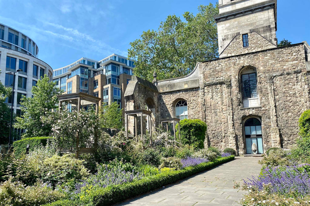 Secret Gardens: Christchurch Greyfriars Church Garden, City of London